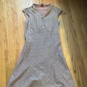 Beautiful Sundance dress size 4